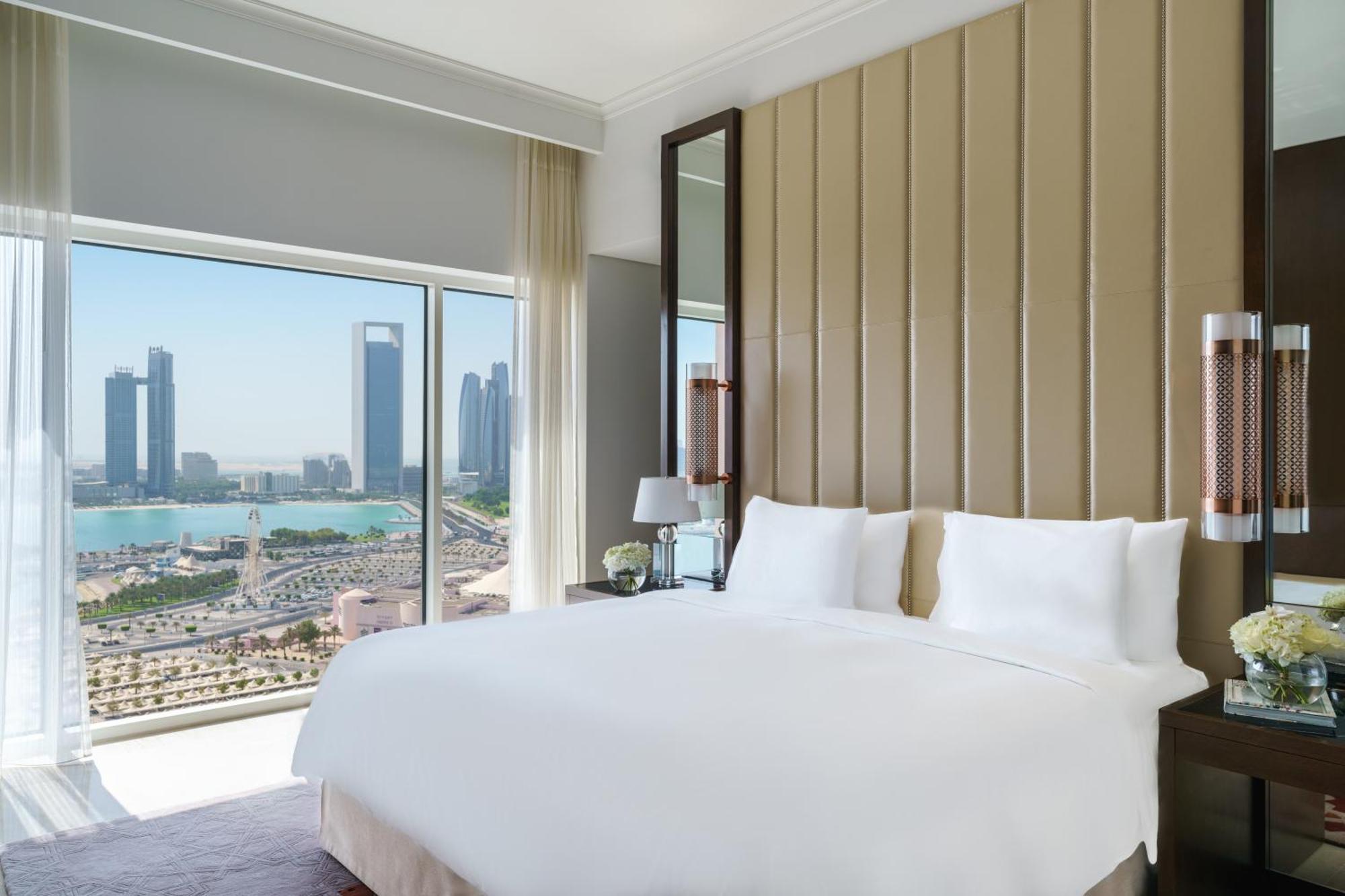 Rixos Marina Abu Dhabi Hotel Exterior foto A bedroom at the hotel