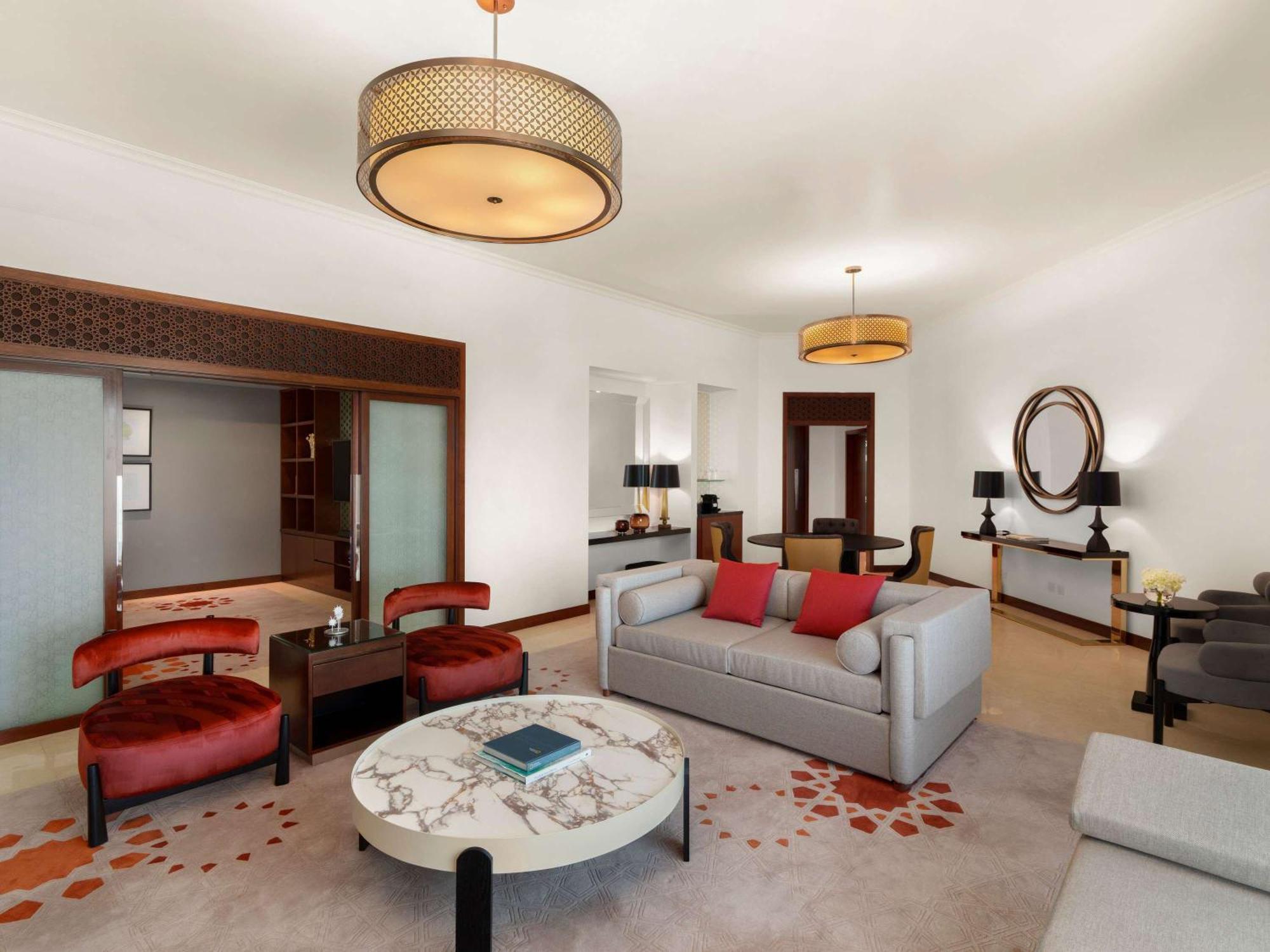 Rixos Marina Abu Dhabi Hotel Exterior foto A suite at the hotel