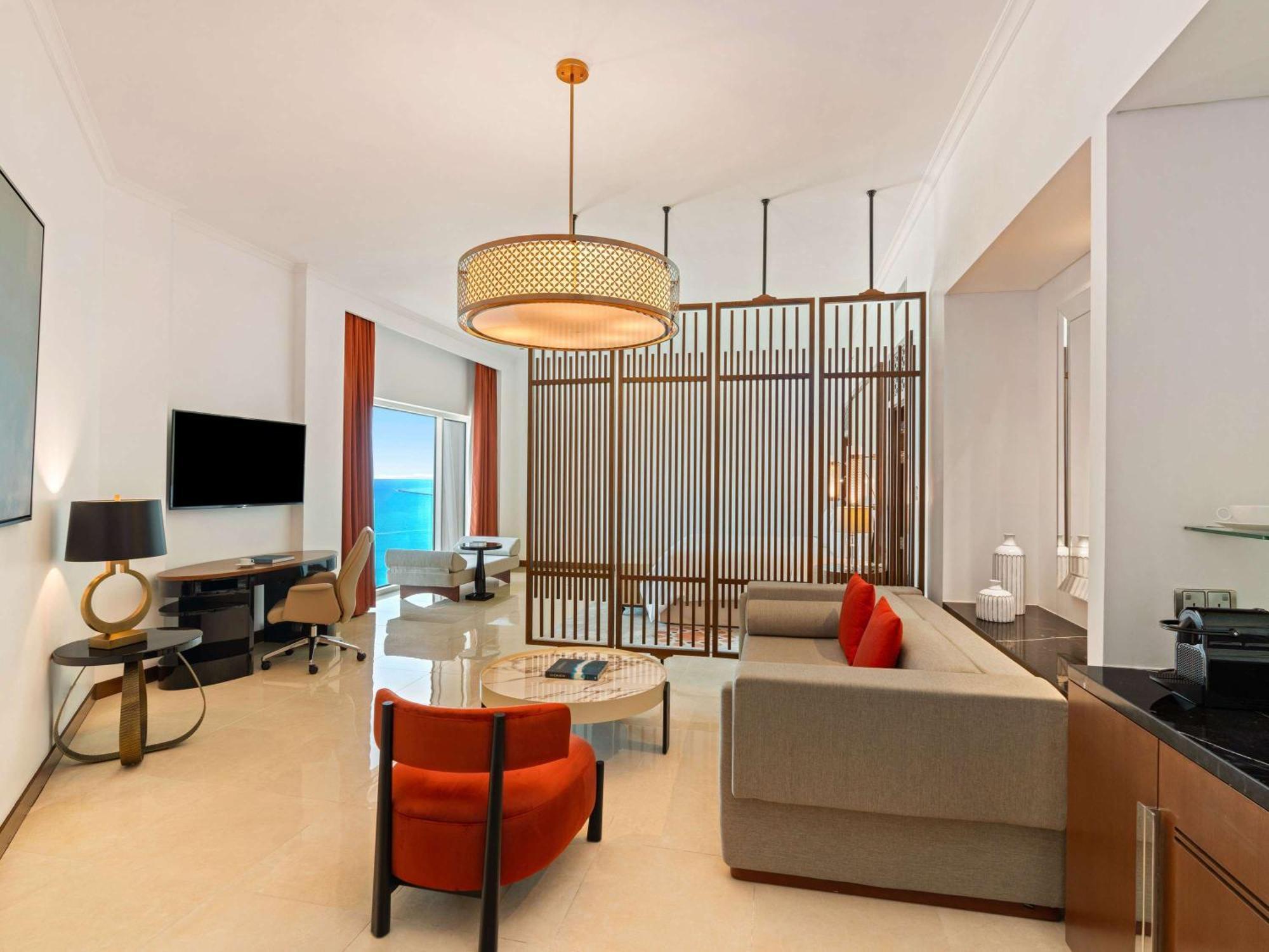 Rixos Marina Abu Dhabi Hotel Exterior foto A suite at the hotel